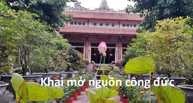 Khai mở nguồn công đức
