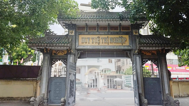 Thế nào là hạng người Bất chánh